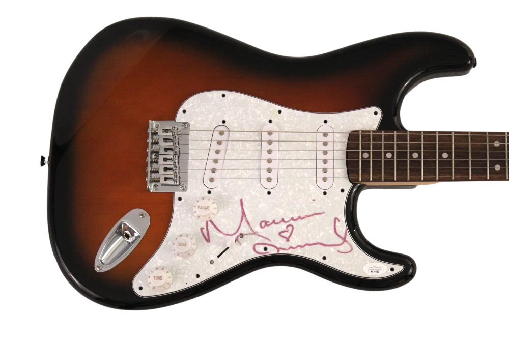 MARINA AND THE DIAMONDS SIGNED AUTOGRAPH FULL SIZE FENDER ELECTRIC GUITAR JSA