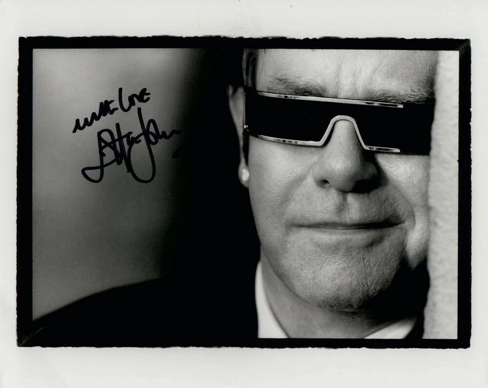 ELTON JOHN SIGNED AUTOGRAPH 8X10 PHOTO - LEGENDARY YELLOW BRICK ROAD SINGER JSA