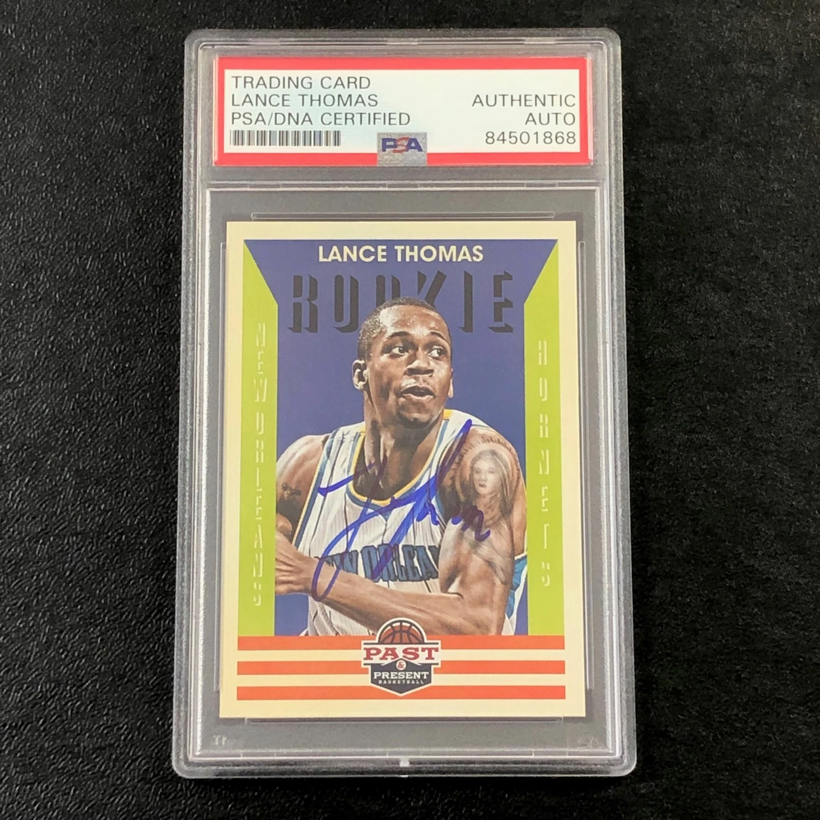 2012-13 Panini Past and Present #157 Lance Thomas Signed Card AUTO PSA Slabbed R