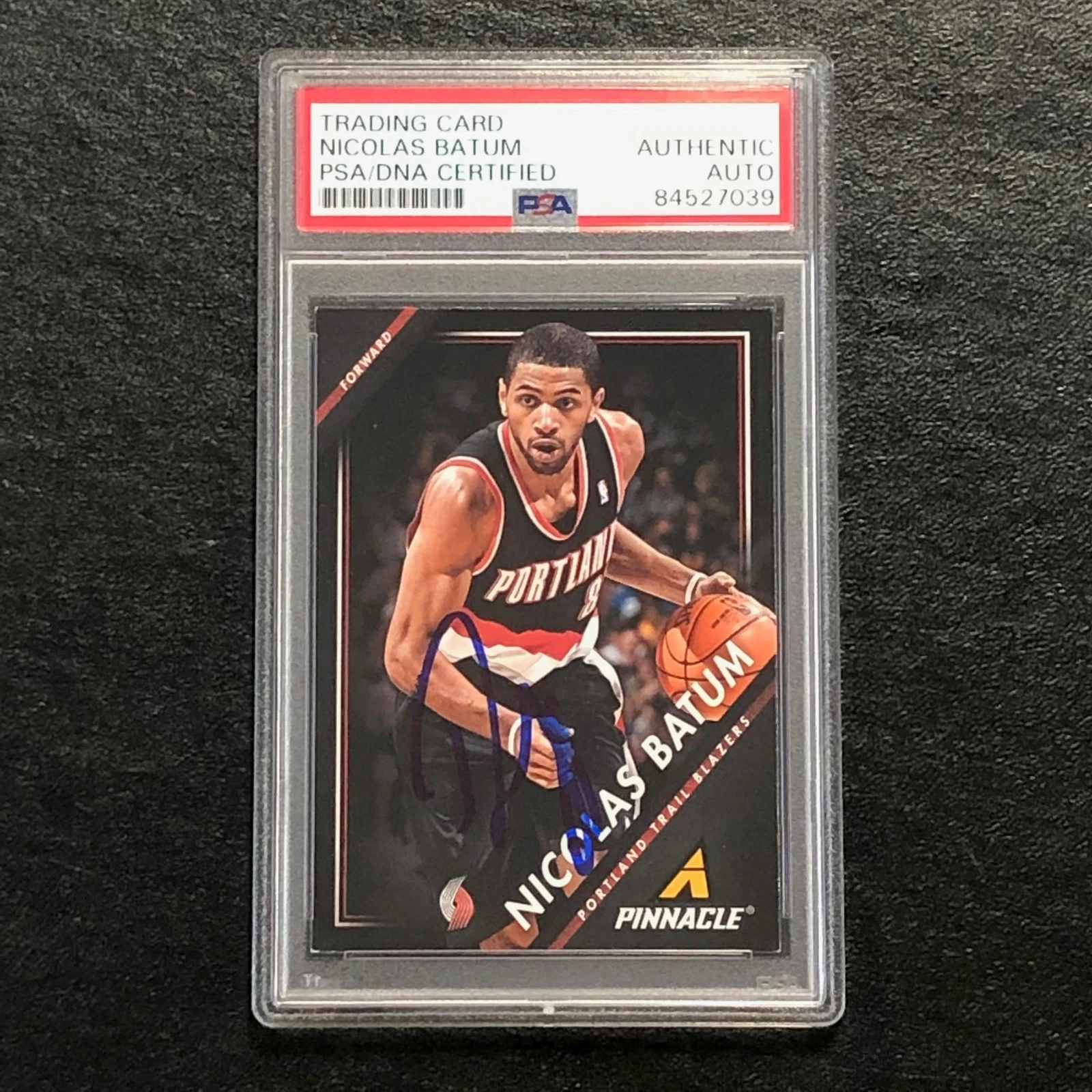 2013-14 Pinnacle Basketball #235 Nicolas Batum Signed Card AUTO PSA Slabbed Blaz