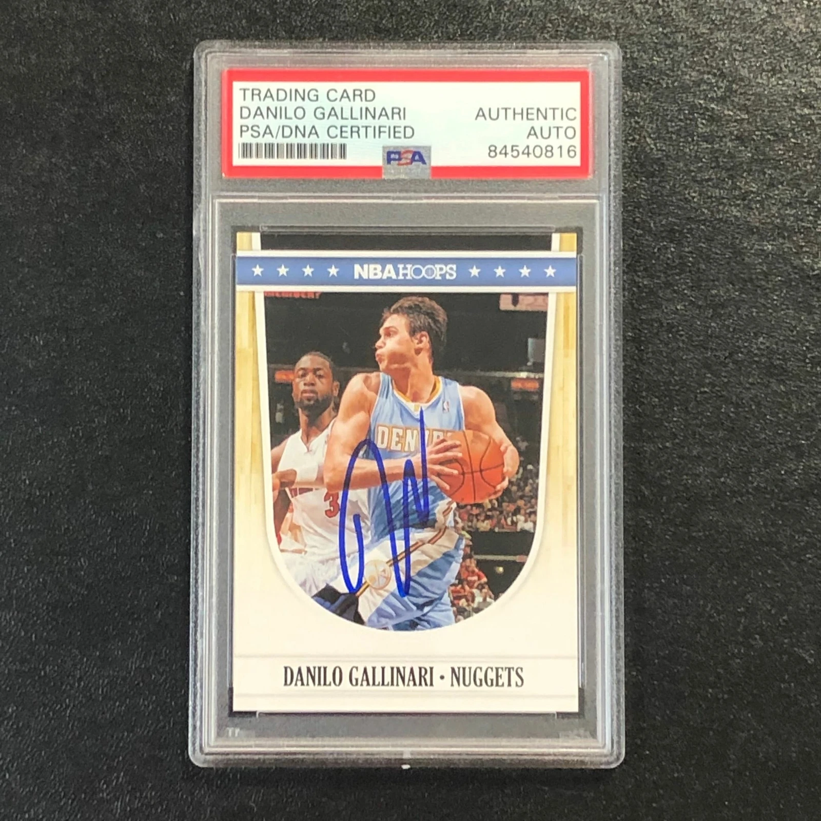 2011-12 NBA Hoops #48 Danilo Gallinari Signed AUTO PSA Slabbed Nuggets