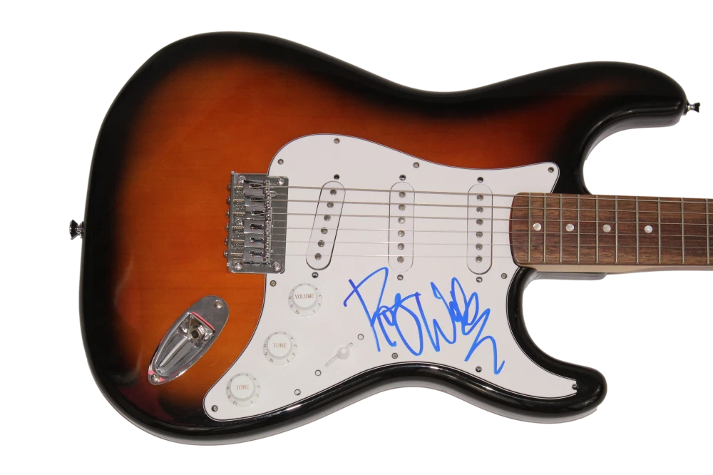 ROGER WATERS SIGNED AUTOGRAPH FULL SIZE FENDER ELECTRIC GUITAR - PINK FLOYD JSA
