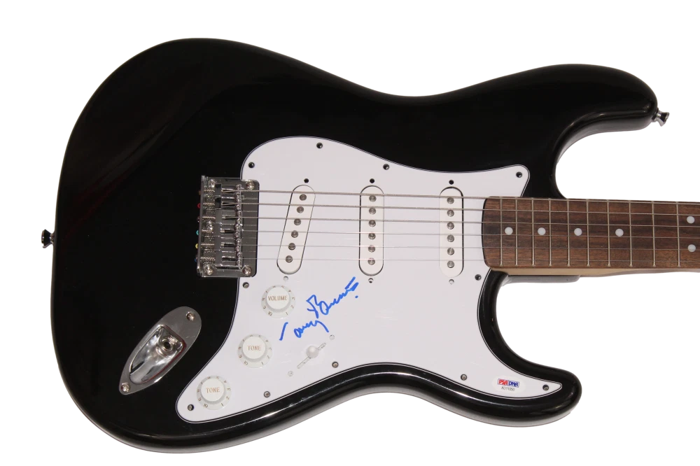 TONY BENNETT SIGNED AUTOGRAPH FULL SIZE BLACK FENDER ELECTRIC GUITAR W/ PSA COA