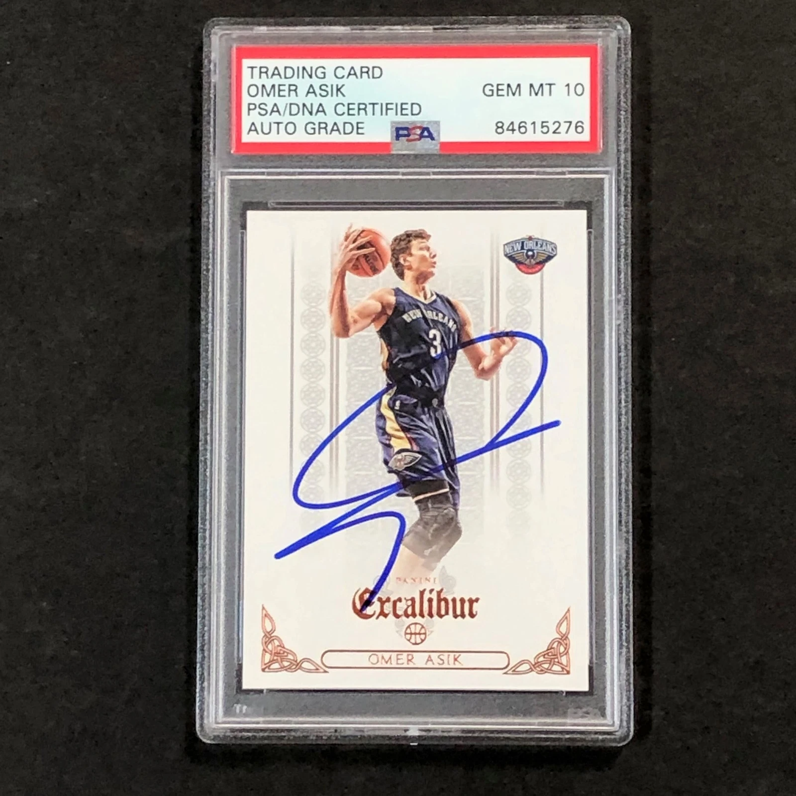 2014-15 Panini Excalibur #145 Omer Asik Signed Card AUTO 10 PSA/DNA Slabbed Peli
