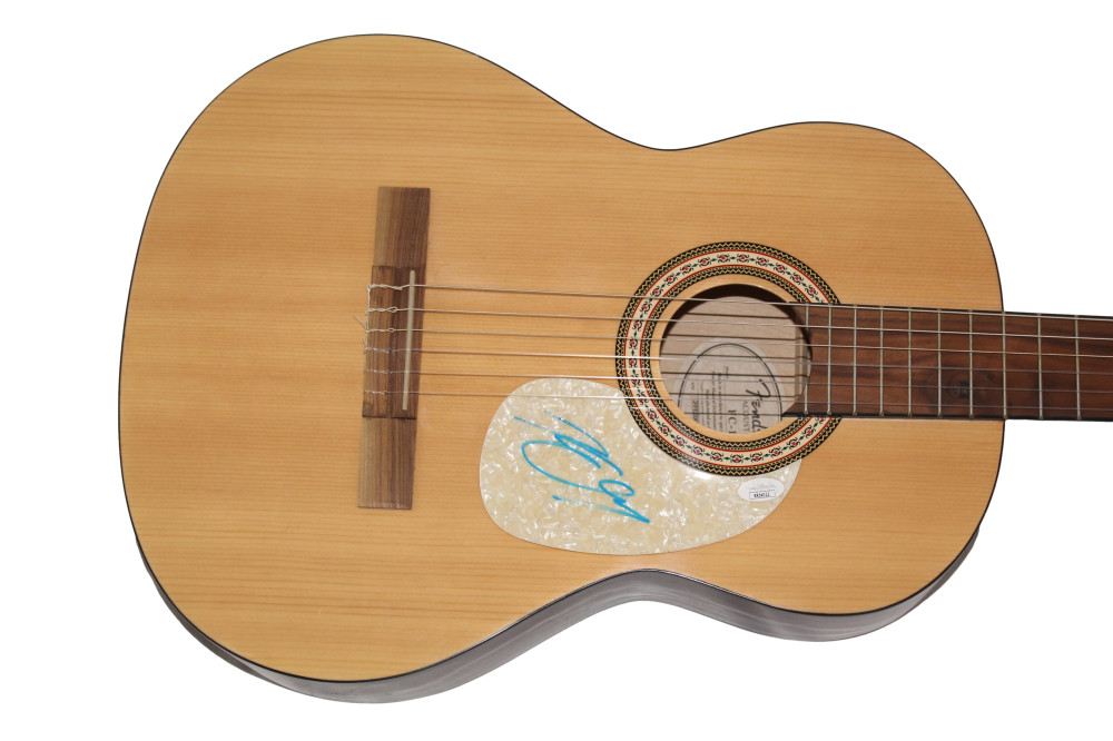 KENNY CHESNEY SIGNED AUTOGRAPH FULL SIZE FENDER ACOUSTIC GUITAR HERE AND NOW JSA