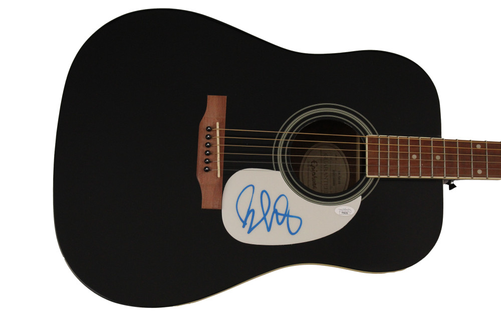 BRAD PAISLEY SIGNED AUTOGRAPH FULL SIZE GIBSON EPIPHONE ACOUSTIC GUITAR JSA COA