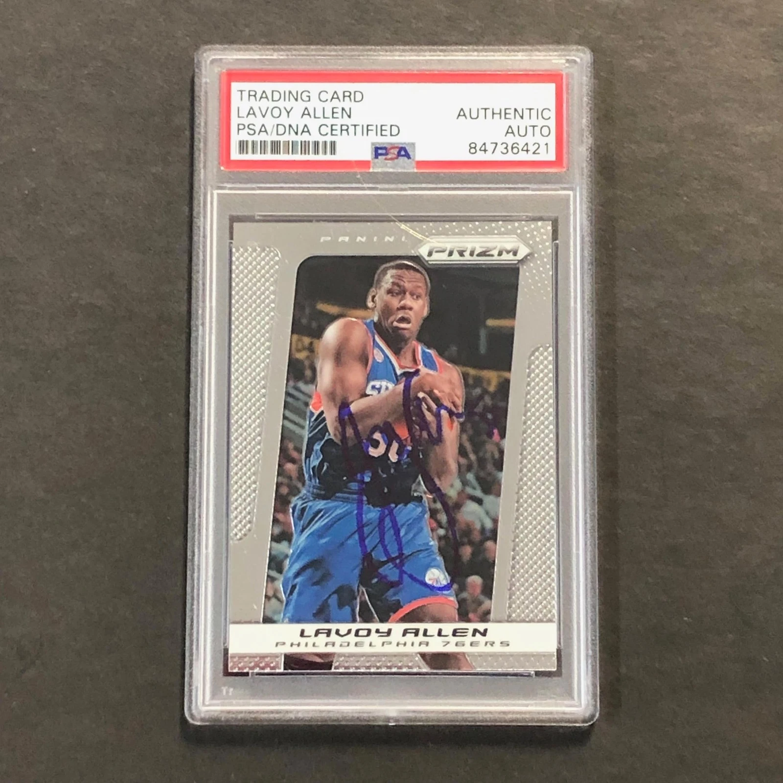 2013-14 PANINI Prizm #41 LAVOY ALLEN Signed Card AUTO PSA Slabbed 76ers