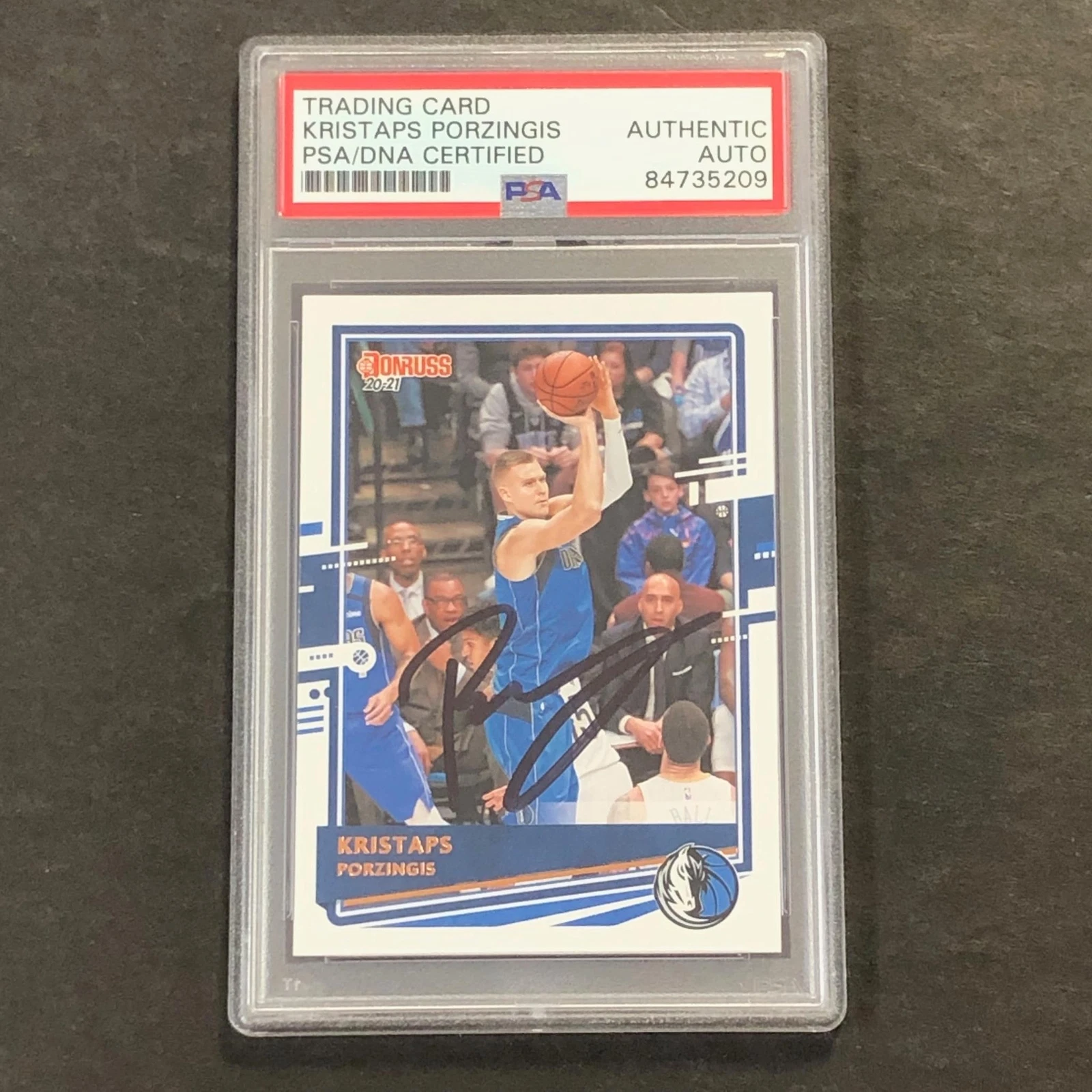 2020-21 Panini Donruss #8 Kristaps Porzingis Signed Card AUTO PSA Slabbed Maveri