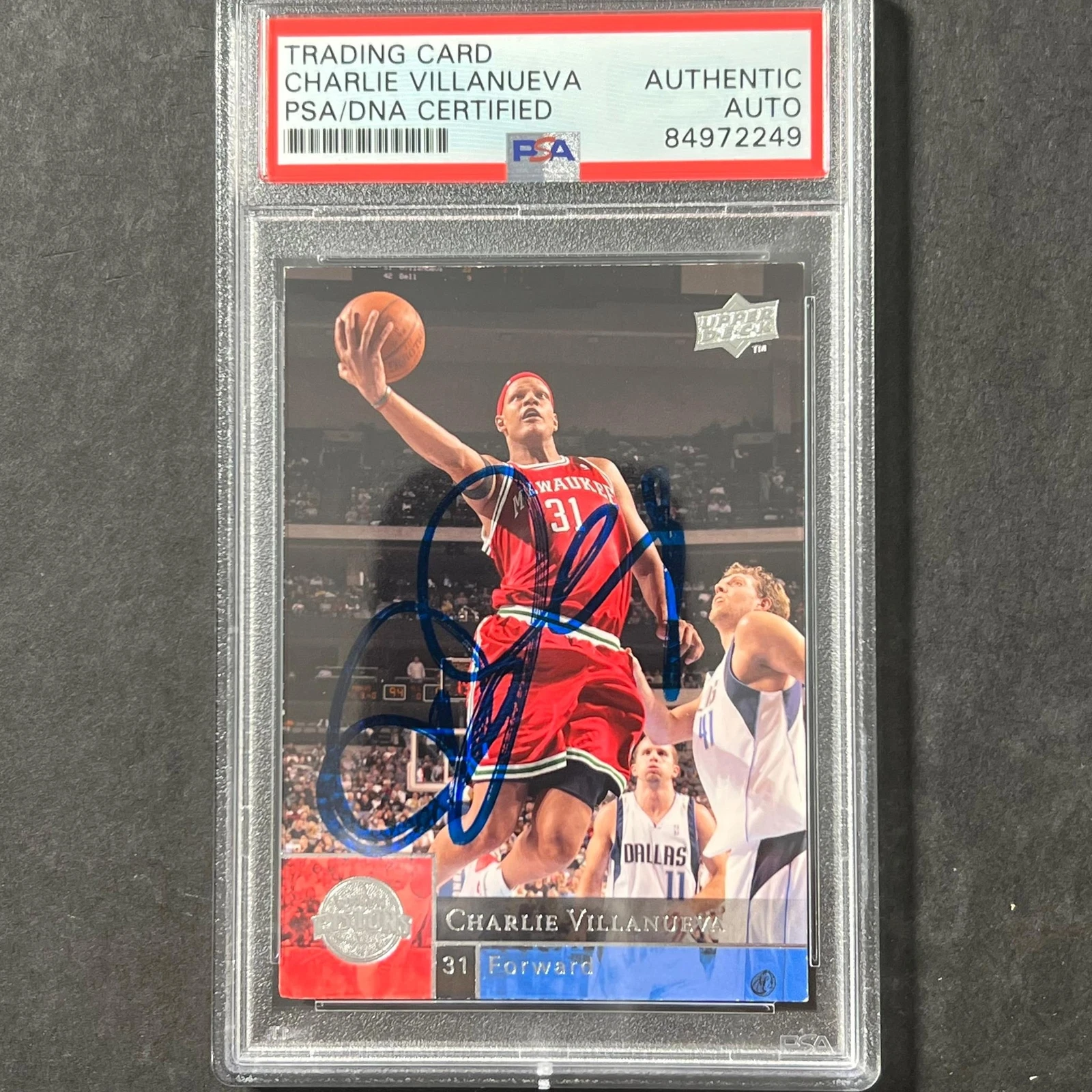 2009-10 Upper Deck #103 Charlie Villanueva Signed Card AUTO PSA/DNA Slabbed Pist