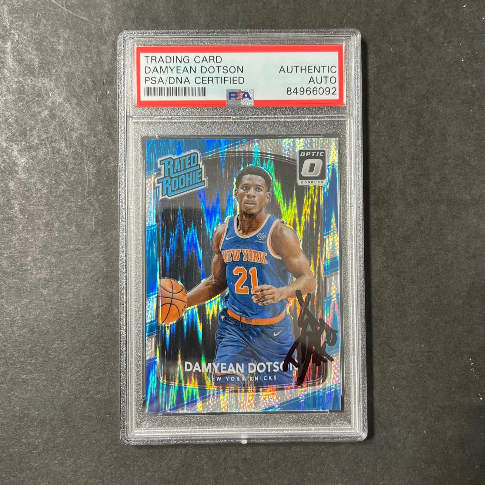 2017-18 Donruss Optic Rated Rookie #166 Damyean Dotson Signed Card AUTO PSA Slab