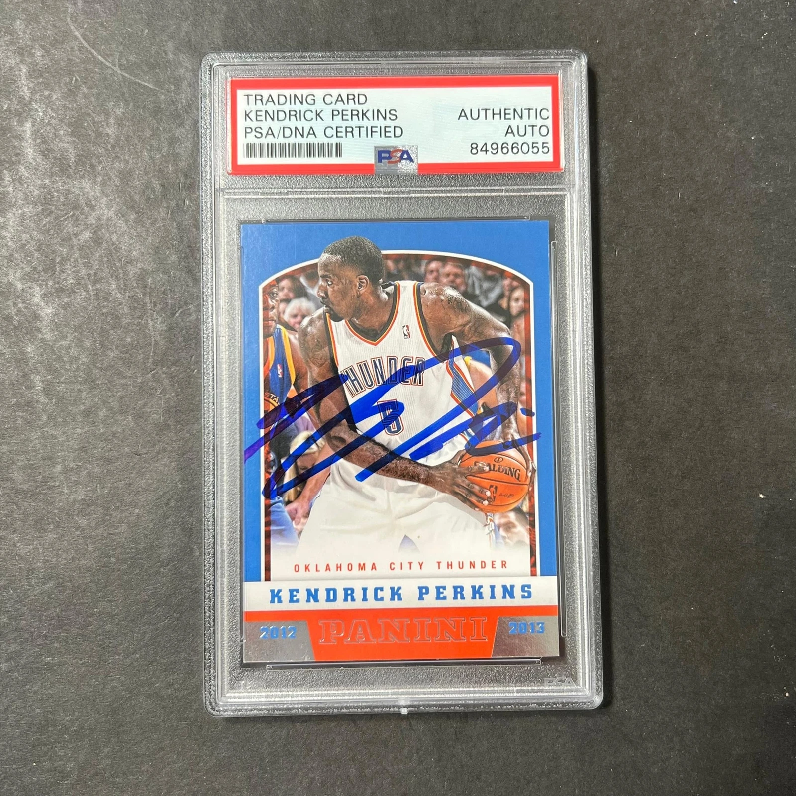 2012-13 Panini Basketball #91 Kendrick Perkins Signed Card AUTO PSA/DNA Slabbed