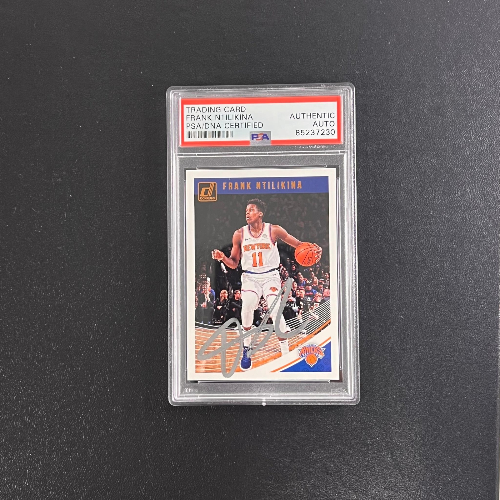 2017-18 Panini Donruss #57 Frank Ntilikina Signed Card AUTO PSA Slabbed Knicks