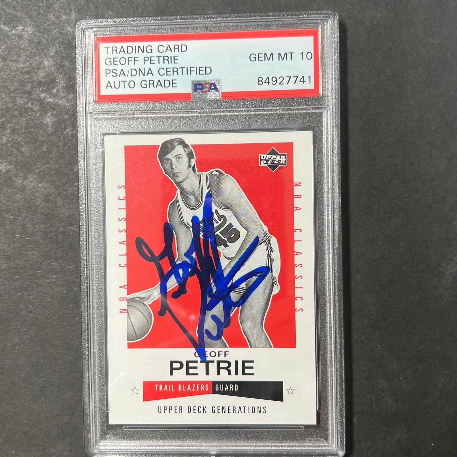 2002-03 Upper Deck #161 Geoff Petrie Signed Card AUTO 10 PSA Slabbed Blazers
