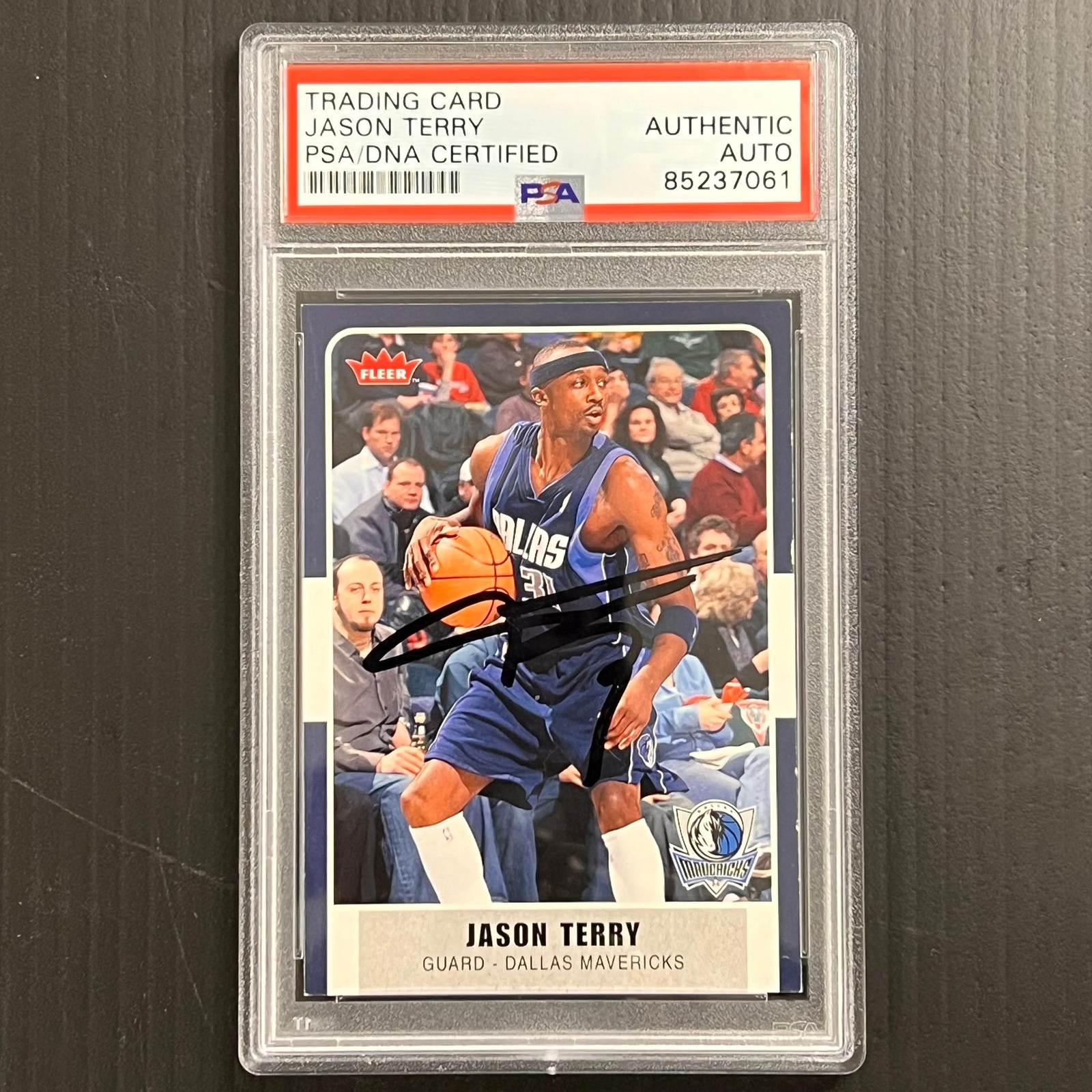 2007-08 Fleer #200 Jason Terry Signed Card AUTO PSA Slabbed Mavericks