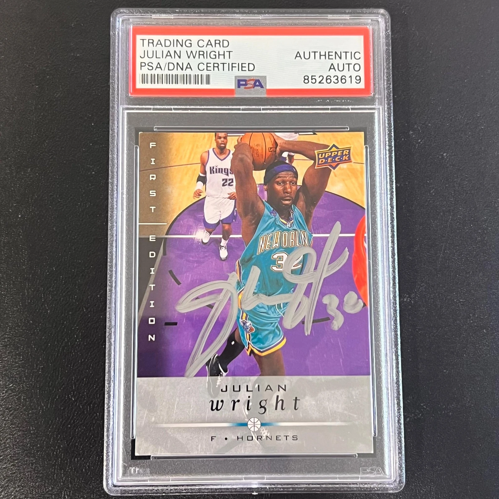 2008-09 Upper Deck First Edition #129 Julian Wright Signed AUTO PSA Slabbed Horn