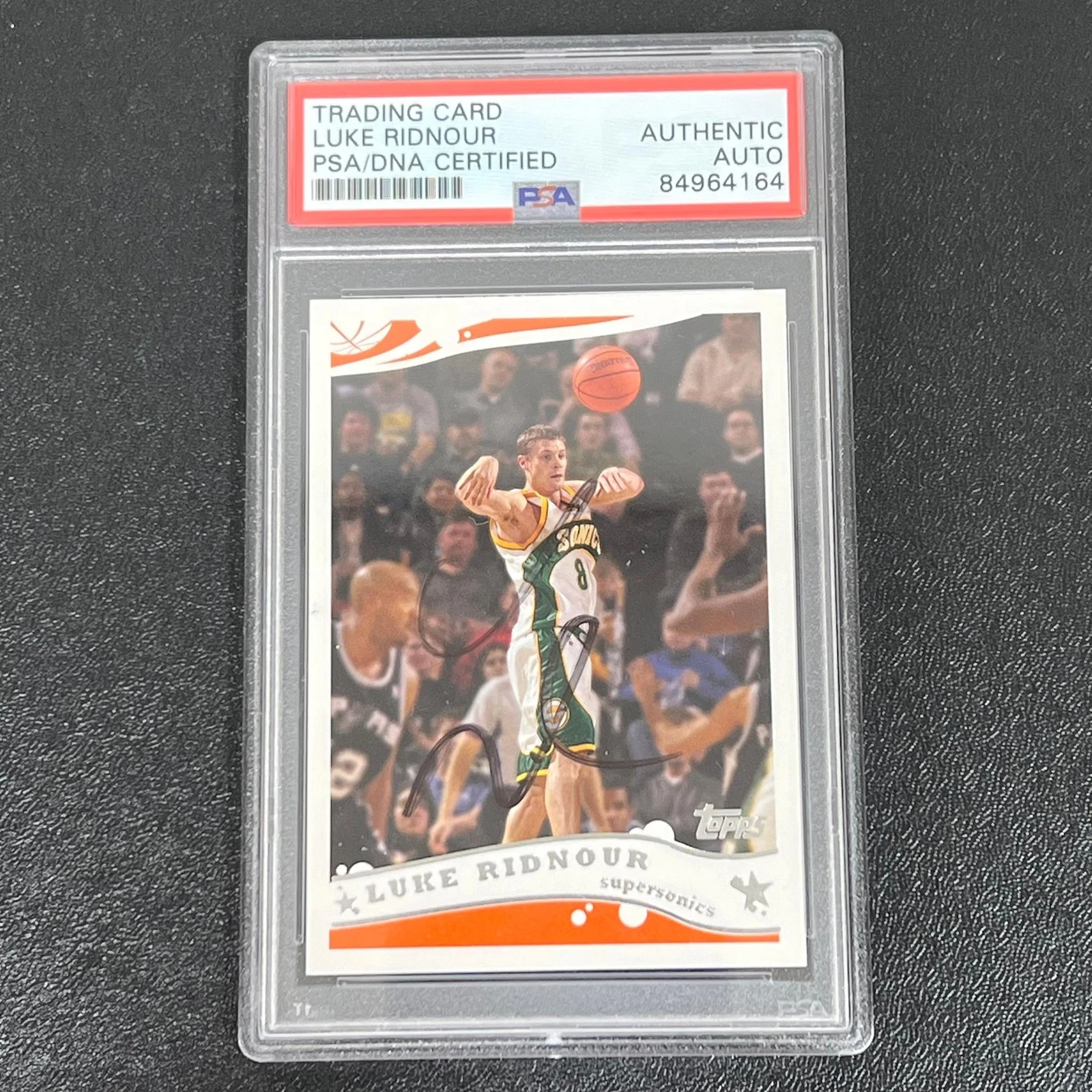 2005 Topps #83 Luke Ridnour Signed Card AUTO PSA Slabbed