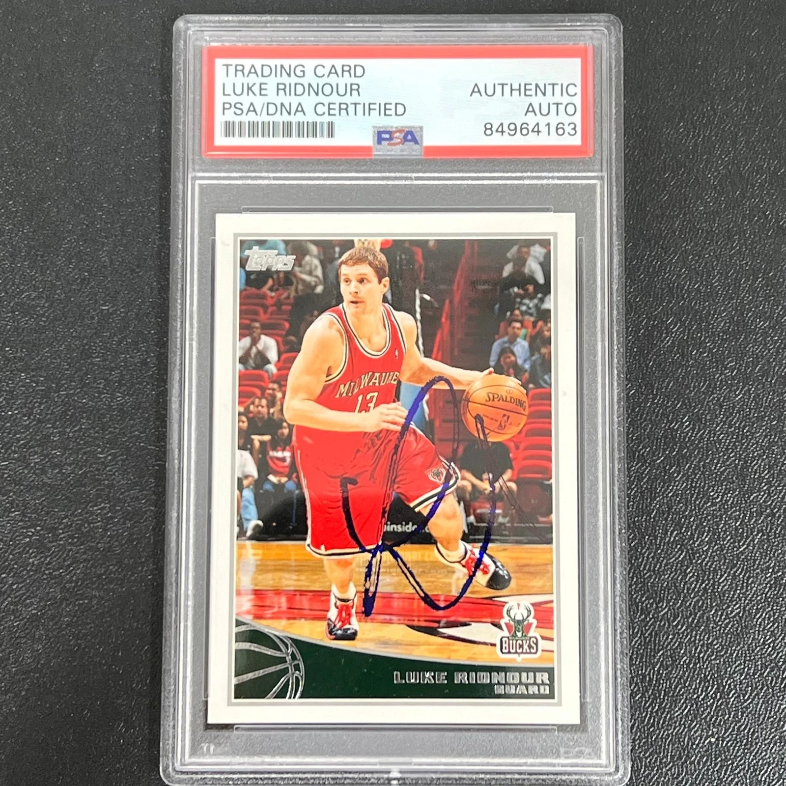 2005 Topps Draft Pick #157 Luke Ridnour Signed Card AUTO PSA Slabbed Milwaukee B