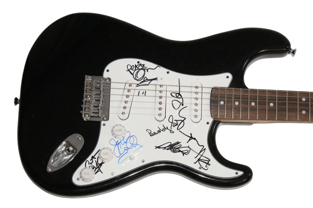 Dave Matthews Band x7 Signed Autograph Fender Stratocaster Guitar w/ Beckett COA