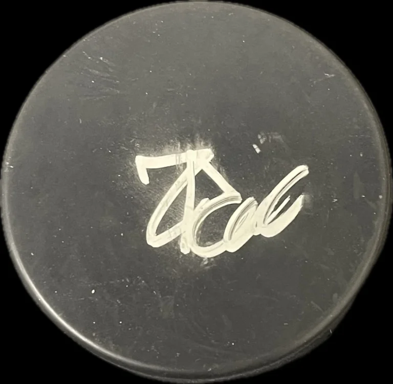Terry Ryan Montreal Canadiens Signed Hockey Puck
