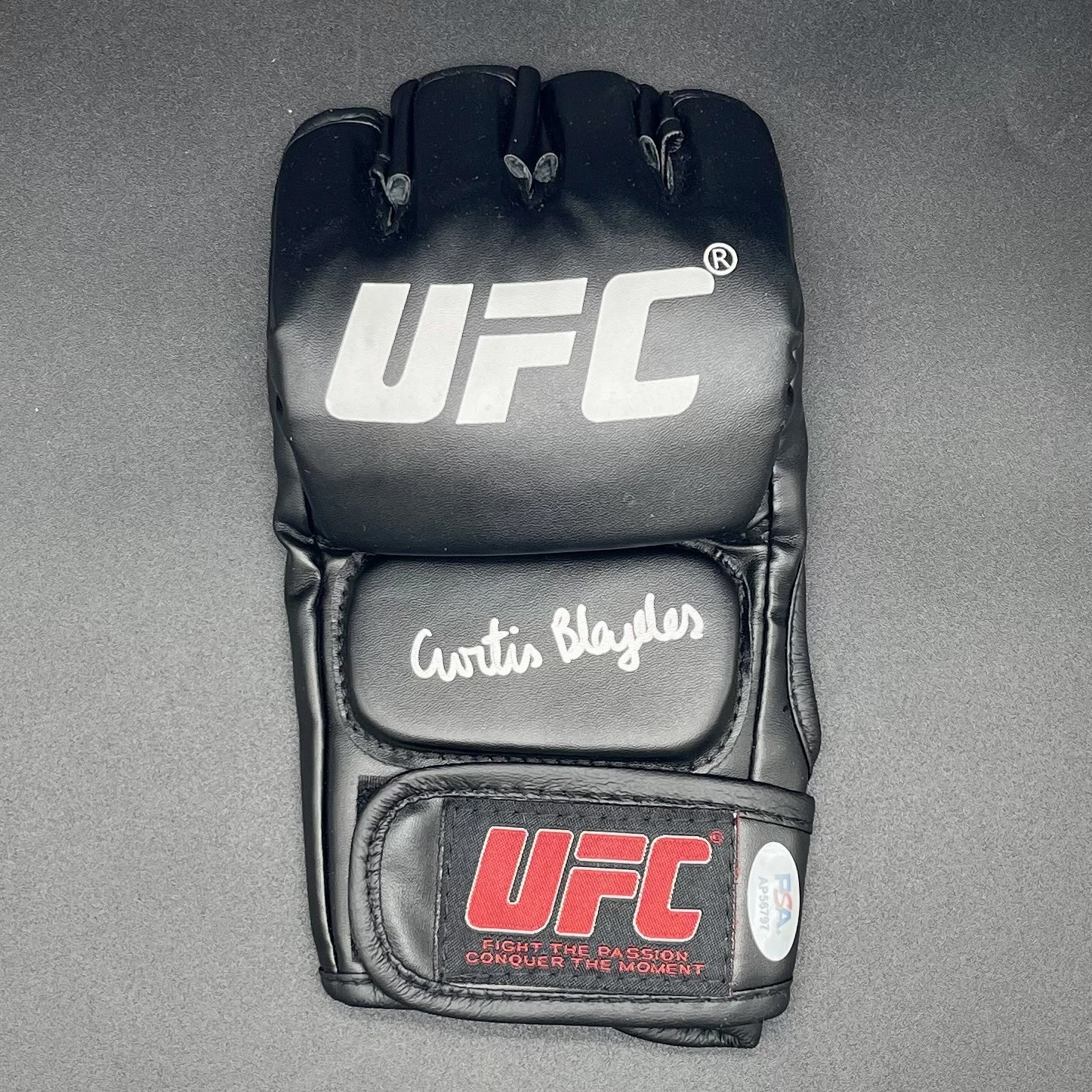 Curtis Blaydes Signed UFC Glove PSA Autographed MMA