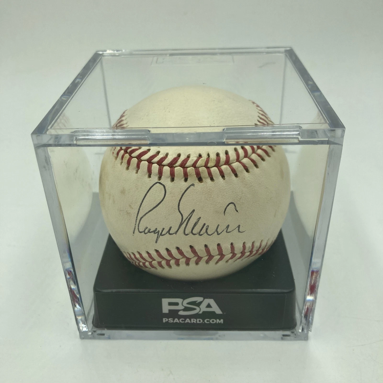 Beautiful Roger Maris Single Signed Baseball PSA DNA COA