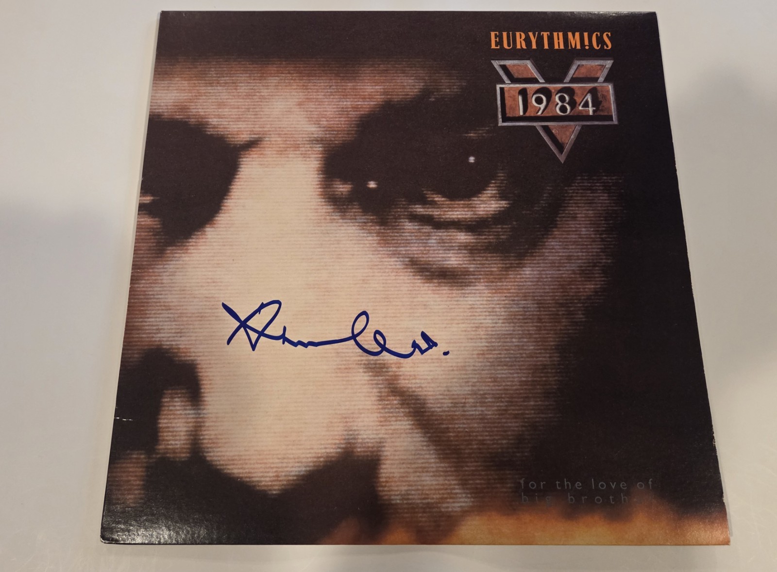 EURYTHMICS ANNIE LENNOX signed autographed 