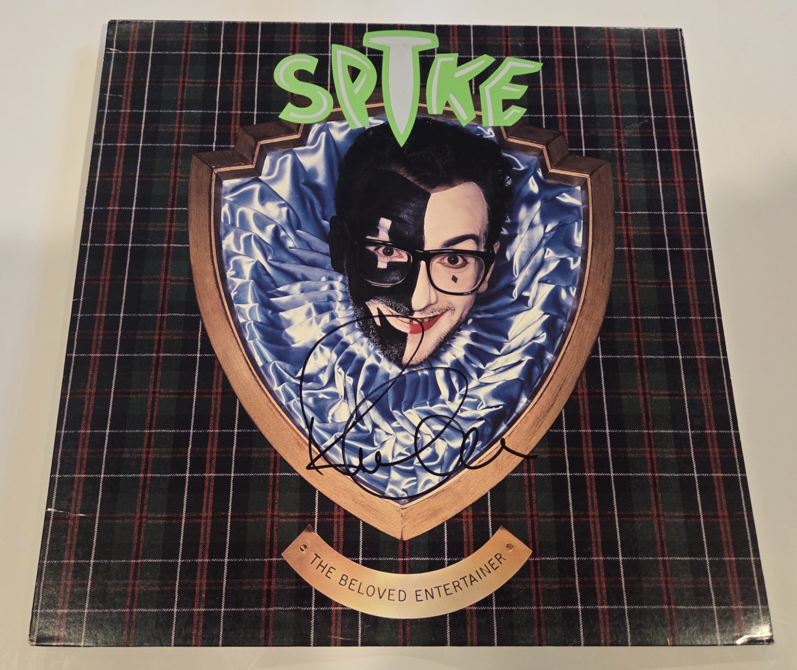 ELVIS COSTELLO signed autographed 