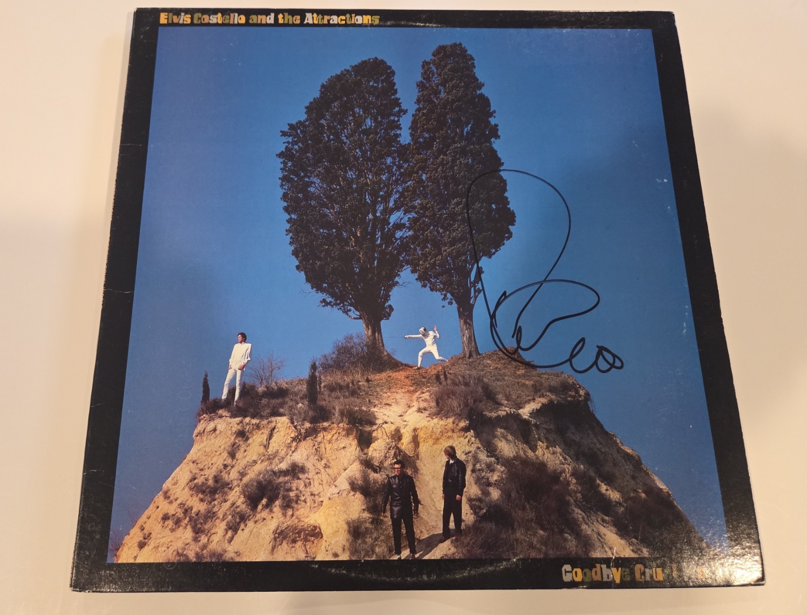 ELVIS COSTELLO signed autographed 