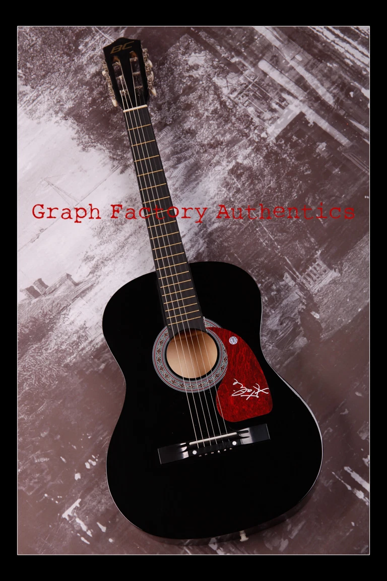 GFA Country Music Star * KATIE ARMIGER * Signed Acoustic Guitar MH1 COA
