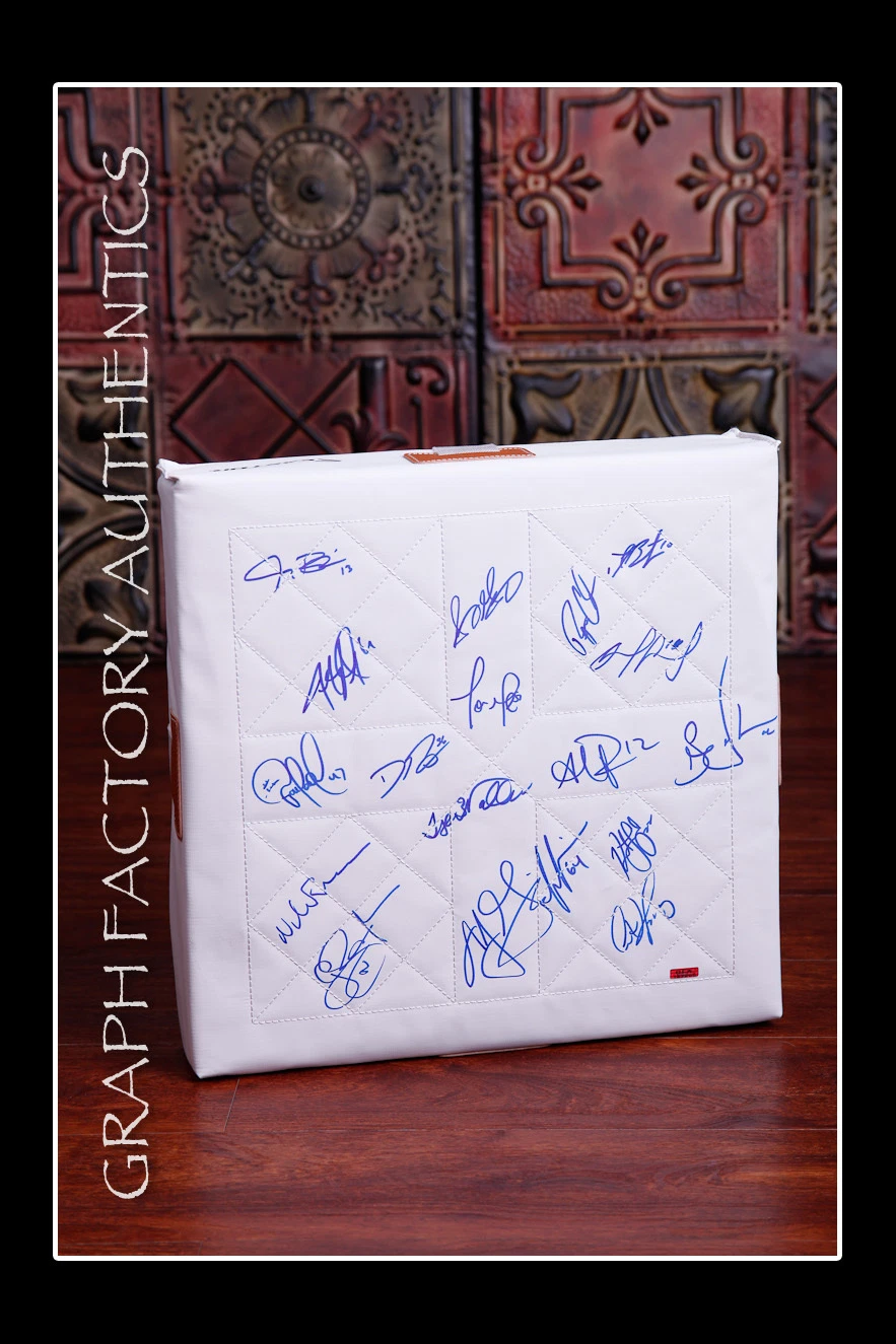 GFA Grant Balfour Team Signed *2013 OAKLAND ATHLETICS* Full Size Base COA