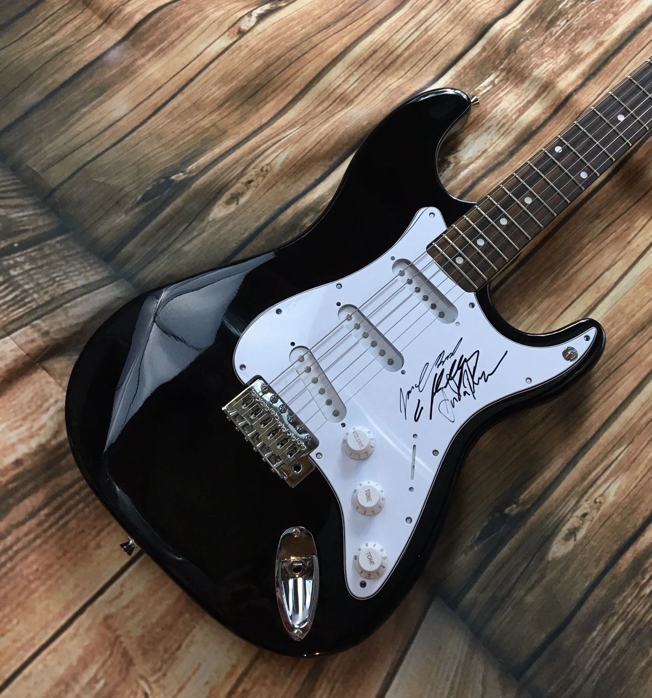 GFA x3 James LaBrie Band * DREAM THEATER * Signed Electric Guitar J1 COA