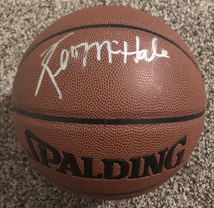 KEVIN McHALE AUTOGRAPHED SPALDING INDOOR/OUTDOOR BASKETBALL BOSTON CELTICS JSA