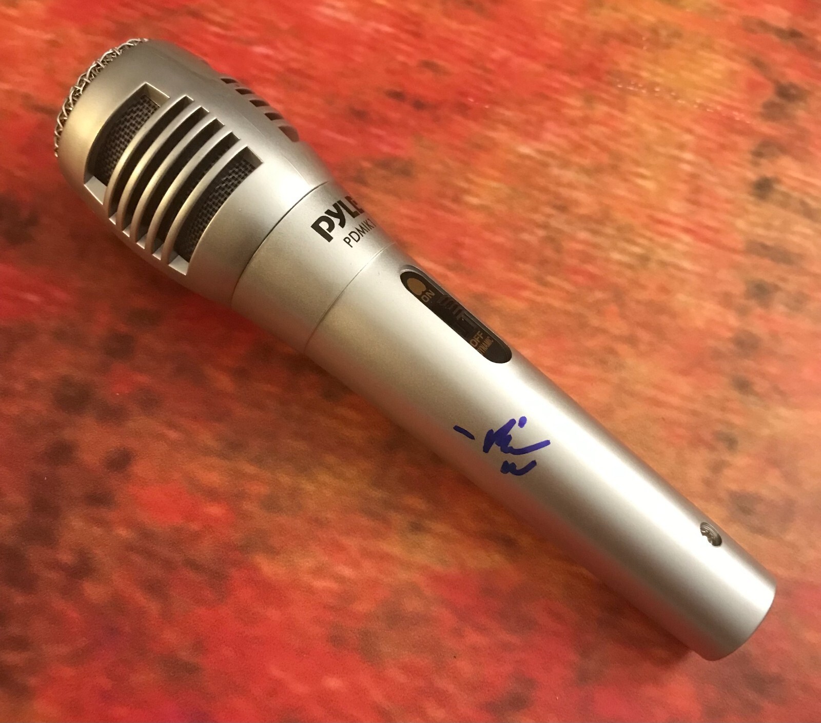 GFA Move Like This  * RIC WILSON *  Signed Microphone PROOF R1 COA