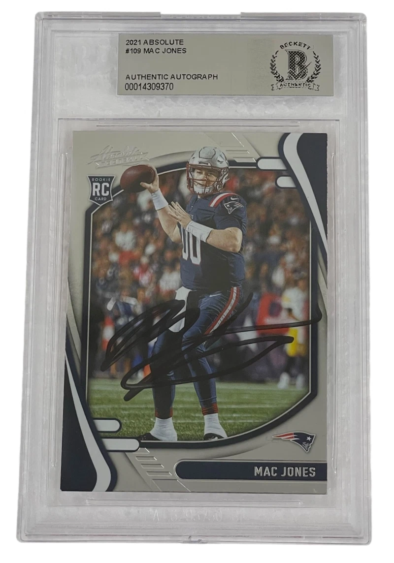 MAC JONES SIGNED 2021 ABSOLUTE ROOKIE CARD AUTOGRAPHED CARD PATRIOTS BECKETT