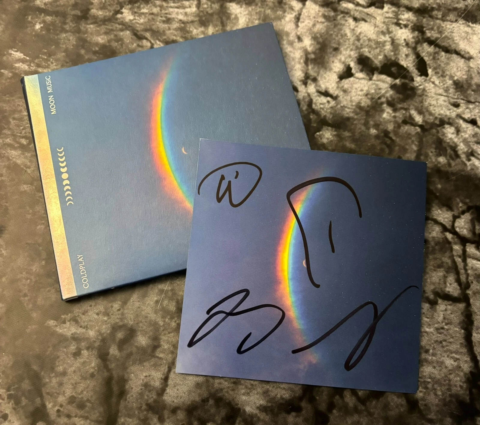 GFA Chris Martin x4 Band  * COLDPLAY *  Signed CD Insert w/ new Album COA