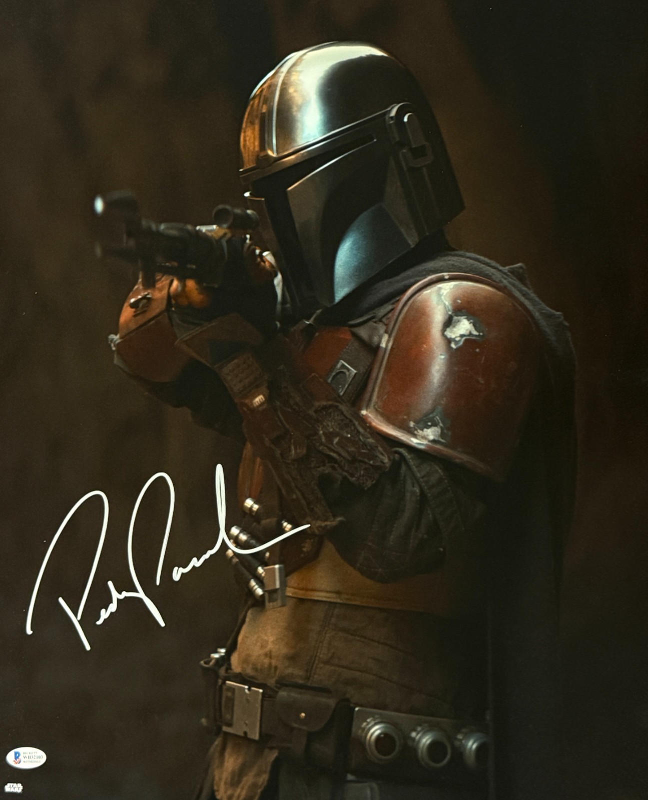 Pedro Pascal Signed 16x20 Photo The Mandalorian Autograph Proof Beckett Witness
