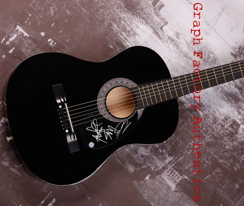 GFA Keep On Lovin' You * STEEL MAGNOLIA * Signed Acoustic Guitar MH1 COA