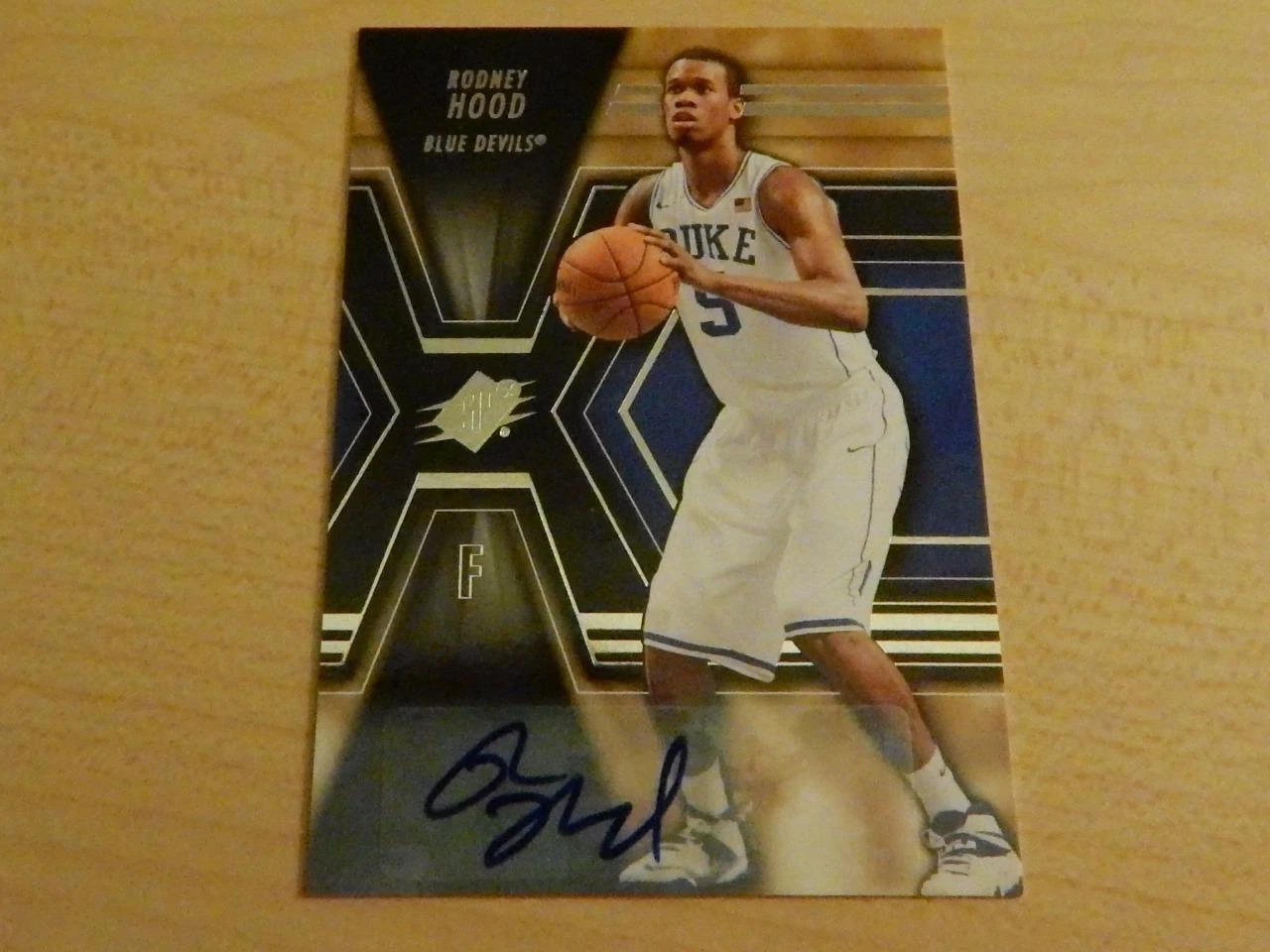 2014-15 UD SPX BASKETBALL RODNEY HOOD STICKER AUTO #71