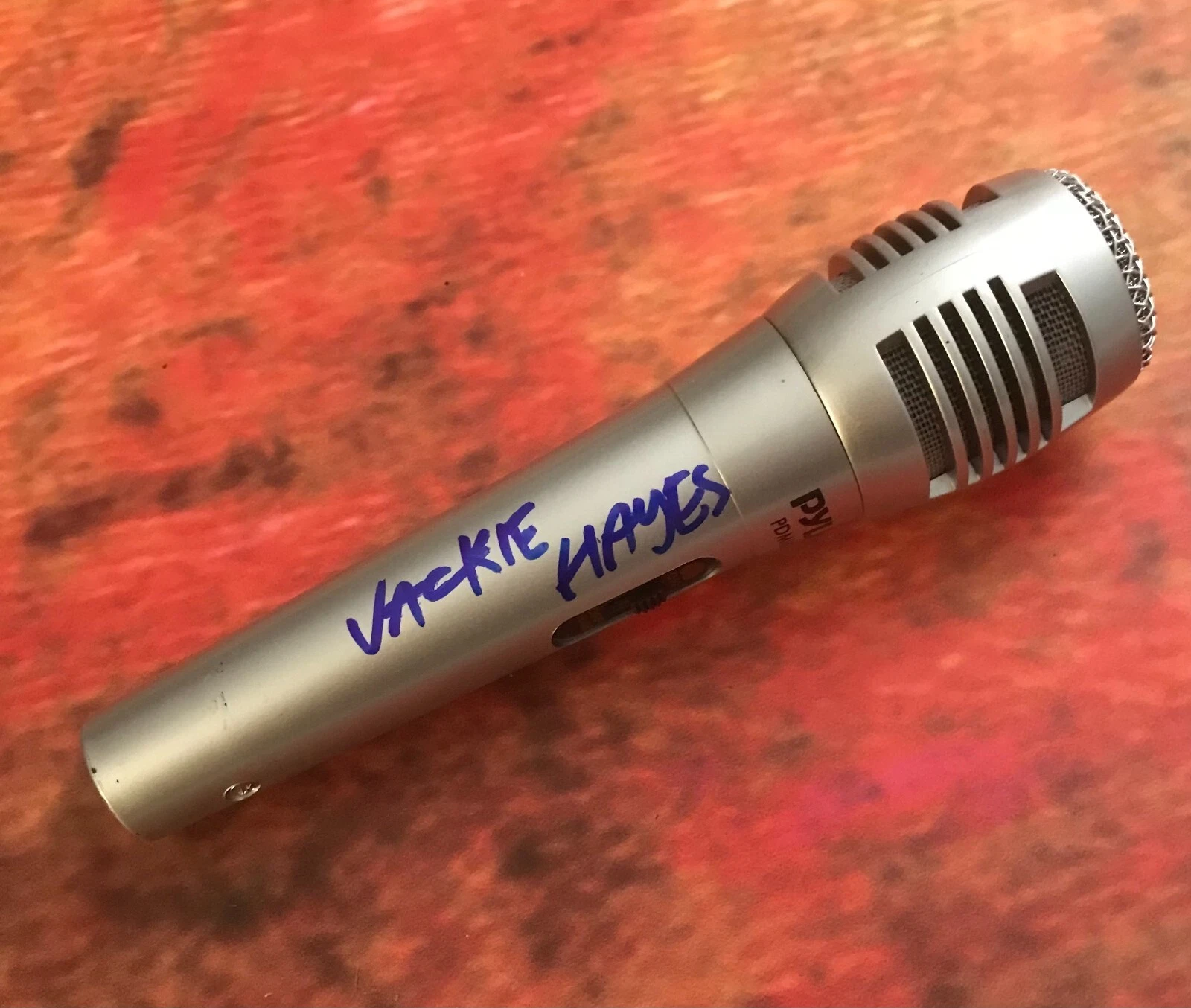 GFA take it, leave it Headache  * JACKIE HAYES *  Signed Microphone COA