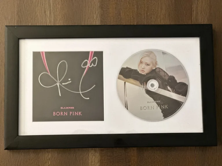 ROSE BLACKPINK SIGNED 