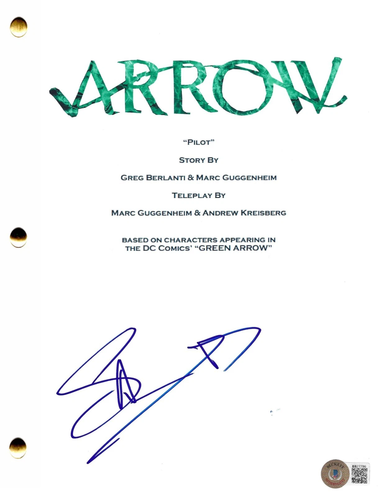 Stephen Amell Signed Arrow Pilot Script Authentic Autograph Beckett