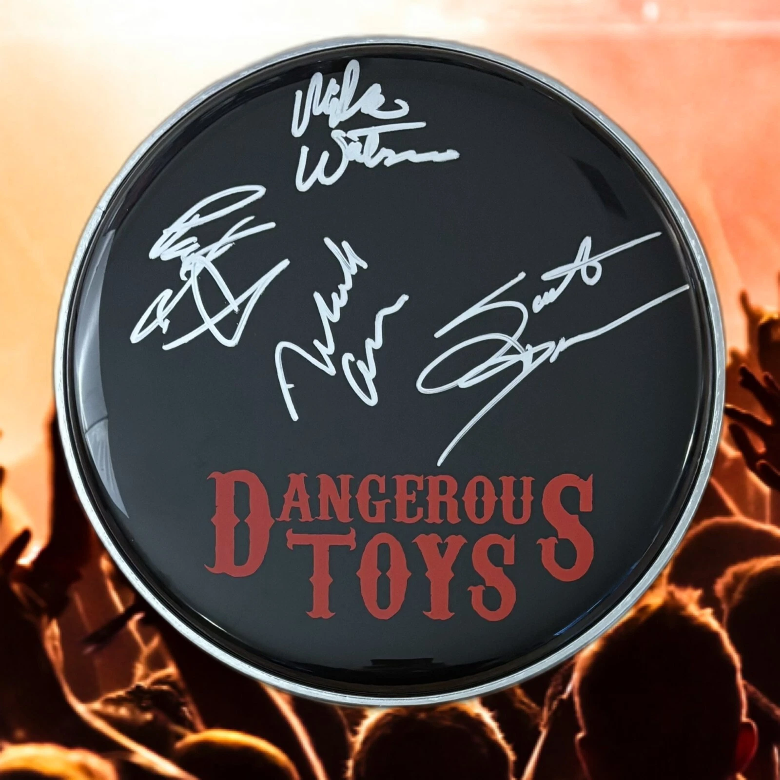 GFA Teas'n , Pleas'n Band  * DANGEROUS TOYS *  Signed 10