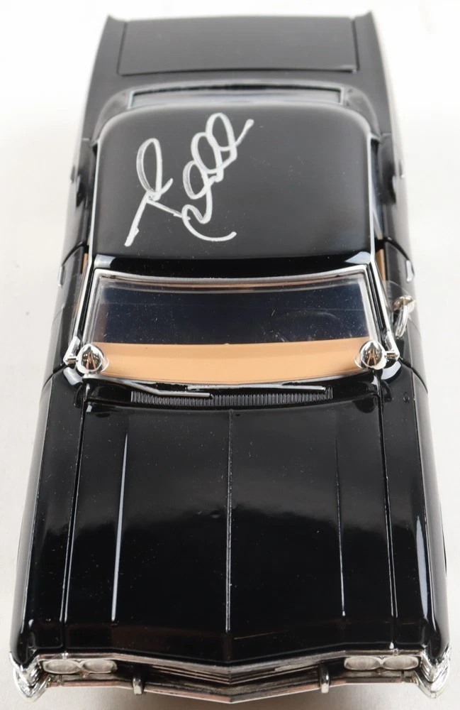 Jared Padalecki Signed Supernatural 1967 Chevy Impala 1:24 Diecast Auto Beckett