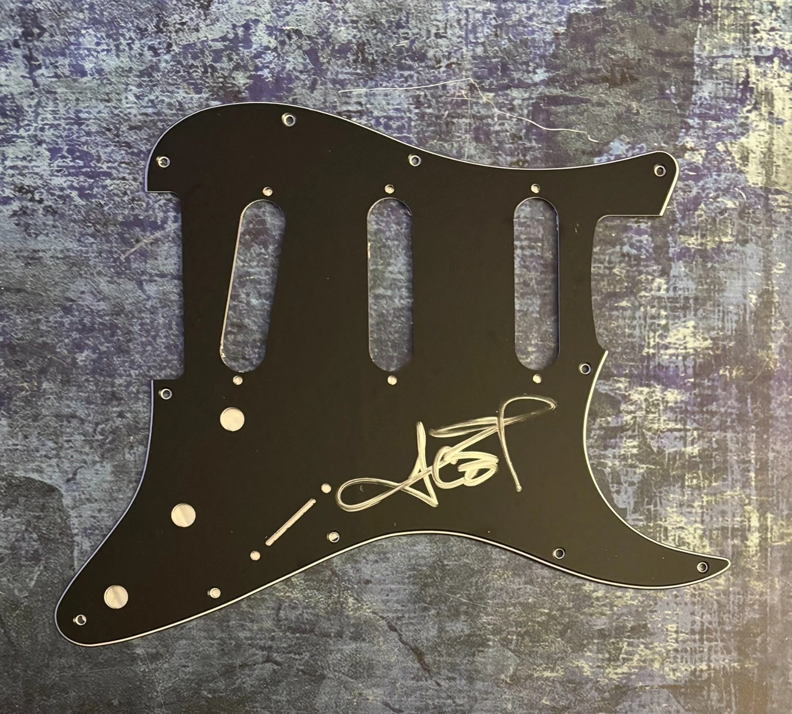 GFA Body Count Tracy Marrow  * ICE-T *  Signed Electric Pickguard PROOF COA