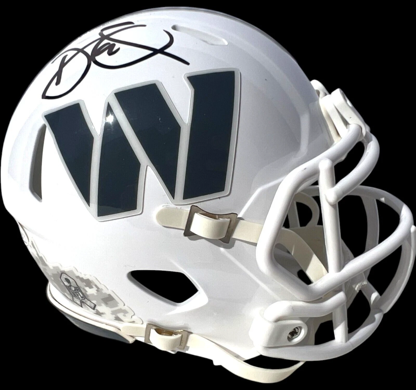 DAN QUINN SIGNED WASHINGTON SALUTE TO SERVICE FOOTBALL MINI HELMET JSA