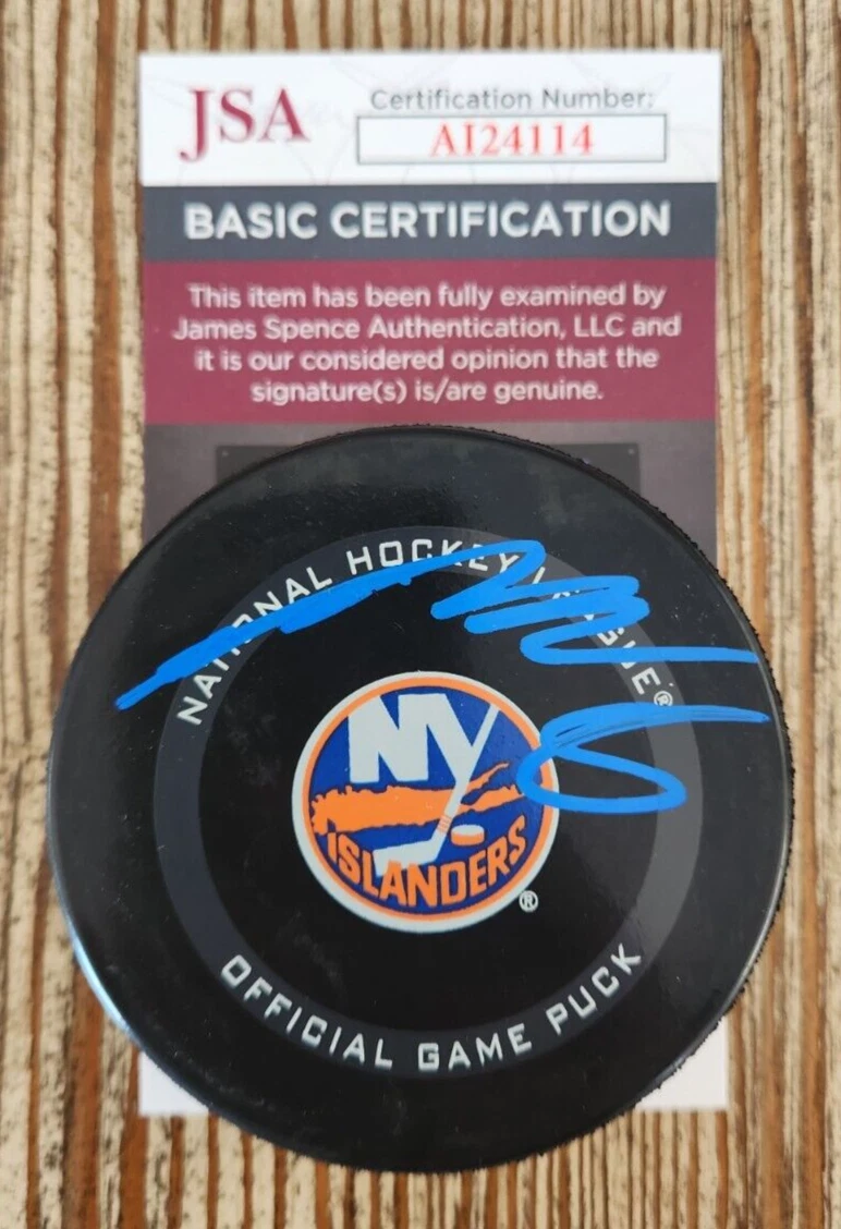 Noah Dobson Signed Official NHL Game Puck w/ JSA COA #AI24114 New York Islanders
