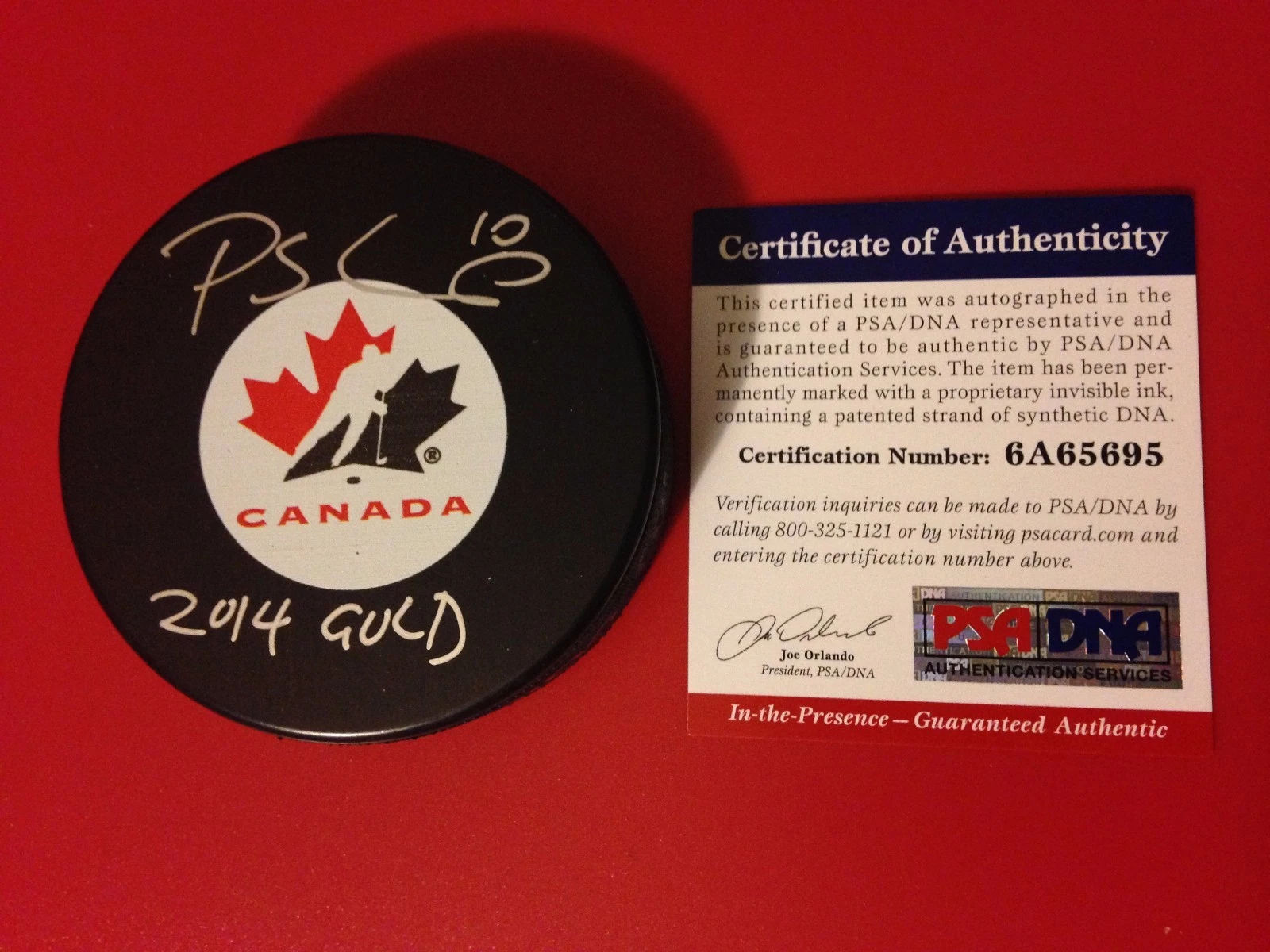 Patrick Sharp Gold Medal Olympic Signed Auto Puck Holder PSA/DNA