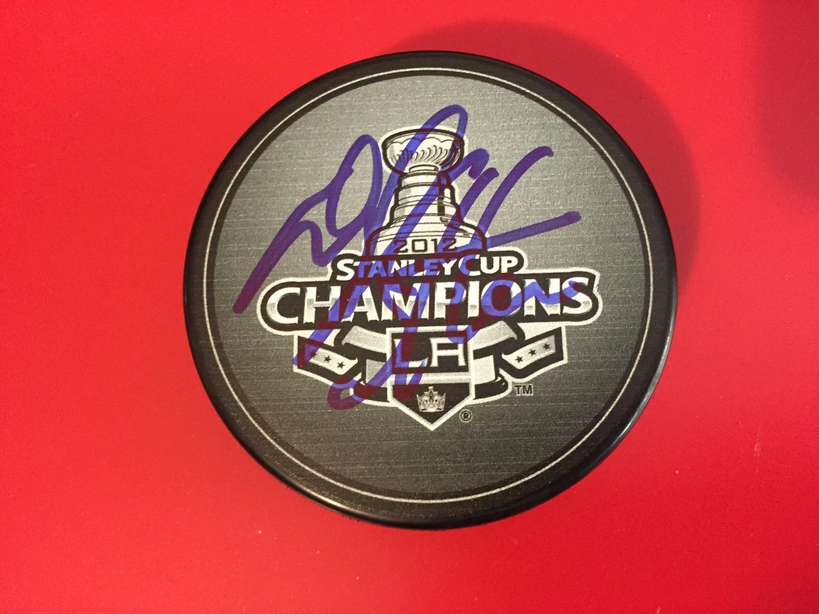 Darryl Sutter Kings 2012 Stanley Cup Champions Signed Auto Puck