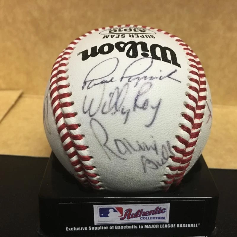 CHICAGO BEARS/CUBS STARS BASEBALL INCLUDES JIM KEANE/PIERCE SIGNED BASEBALL W/CO