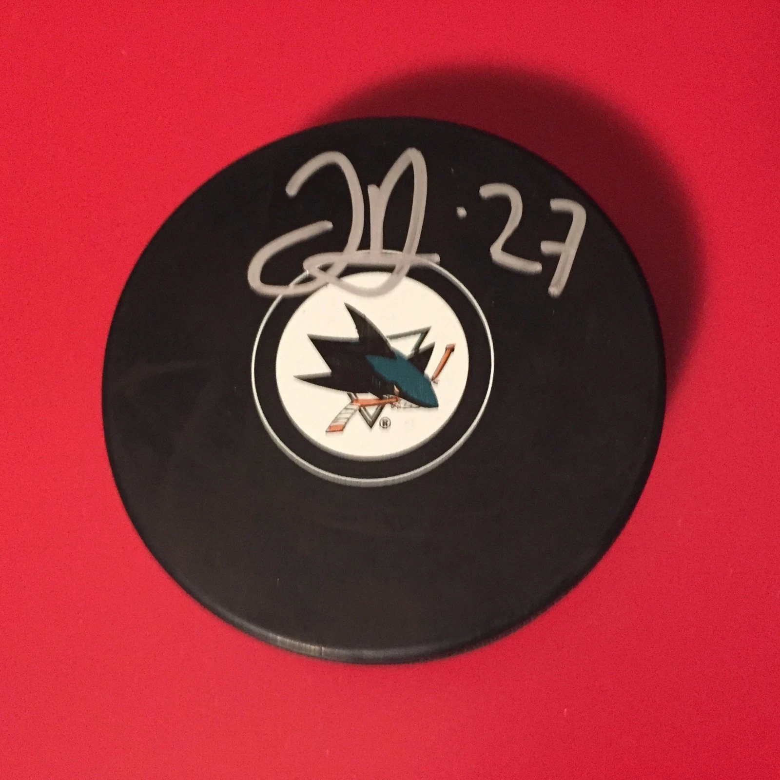 Joonas Donskoi Sharks Signed Puck Holder Auto